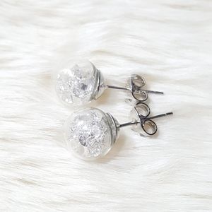 BUY1FREE1 Bubble Design Earrings 😍 with Free cute boxes and ribbons.